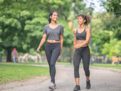 Überraschender Verbrauch von Kalorien beim Gehen von 10 km im Alltag