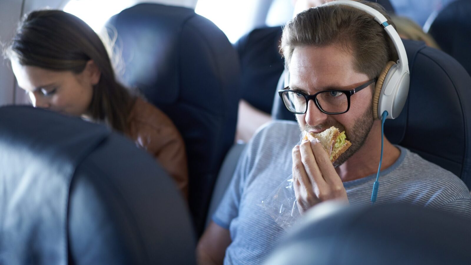 Darf man im Flugzeug Essen mitnehmen